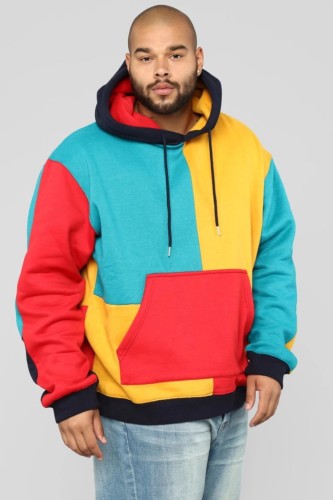 Sudadera con capucha con bolsillos en bloque de color de invierno para hombre