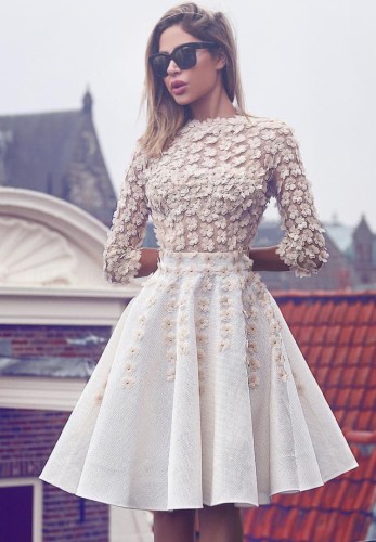 Lente elegante beige kanten ronde hals slanke jurk met lange mouwen