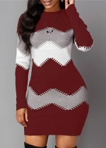 Vestido ajustado de manga larga con cuello redondo y estampado de rayas rojas informales de invierno