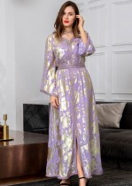 Frühlings-golden bedruckter lila V-Ausschnitt Lange muslimische Kleider aus dem Nahen Osten Dubais