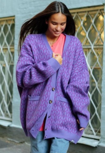 Mujeres primavera botón morado con cuello en v moda casual suelto bolsillo falso suéter cárdigan