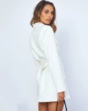 Spring Women White Turndown Collar Full Sleeve Pocket Long Blazer with Belt