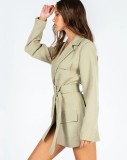 Spring Women Green Turndown Collar Full Sleeve Pocket Long Blazer with Belt