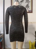 Mini vestido de manga larga con hombros descubiertos y hombros descubiertos con cuello en V y estampado negro sexy de primavera
