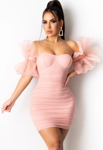 Zomer sexy roze gepofte kanten bodycon-jurk met korte mouwen en off-shoulder
