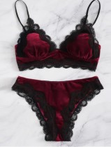 Damen Burgunry Lace Patch Samt-BH und Panty Valentine Dessous Set