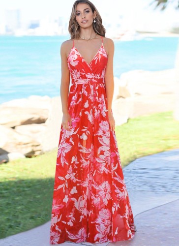 夏の女性の赤い花柄バックレスストラップビーチマキシスモックドレス