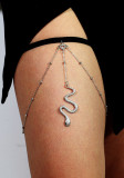 Gioielli per il corpo a catena multistrato con serpente sexy della gamba della Boemia d'argento delle donne