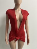 Vestido feminino verão vermelho doce decote em V mangas curtas de malha sólida mini bainha