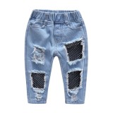 Sommer Kinder Mädchen Letter Print Kurzarm T-Shirt und Ripped Hole Mesh Patch Jeans T