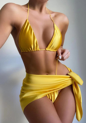 Costume da bagno a tre pezzi solido da donna giallo coprente