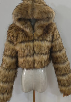 Cappotto corto in pelliccia con cappuccio e stampa leopardata a maniche lunghe con stampa invernale da donna