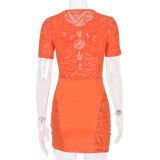 女性サマーオレンジセクシーなOネック半袖ストライププリントホローアウトミニボディコンドレス