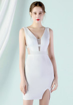 Mini abito aderente con scollo a V bianco formale da donna senza maniche con diamanti solidi