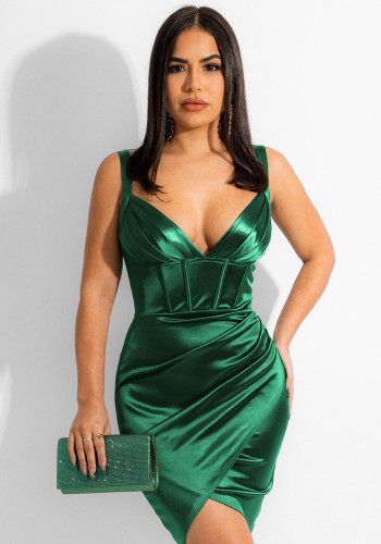 Mini abito aderente in raso tinta unita senza maniche con scollo a V sexy verde estivo da donna