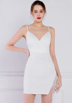 Frauen-Sommer-weißes formelles V-Ausschnitt ärmelloses festes gefranstes gerades Mini-Club-Kleid