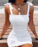 Vestido femenino plisado sexy delgado con tirantes con cordones estampado de verano europeo y americano