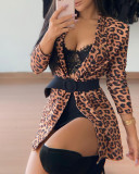 Chaqueta mujer manga larga estampado leopardo con cinturón