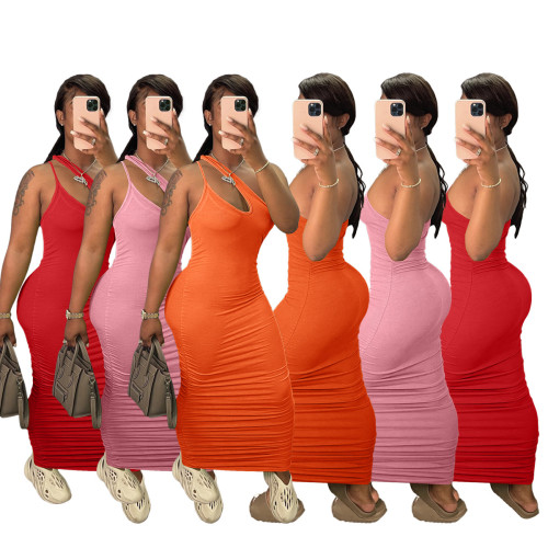 Женское летнее повседневное однотонное длинное платье с разрезом на плечах и рюшами
