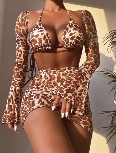 Conjunto de bikini de traje de baño de cuatro piezas sexy de malla de leopardo