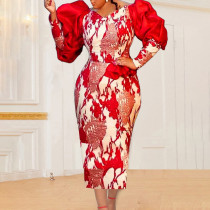 Damenmode, rotes Jacquard-Abendkleid mit Puffärmeln