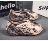 Hollow Out Hole Shoes Trendy Women And Men'S Sandals Spring And Summer Beach Shoes Sports Sandals And Slippers