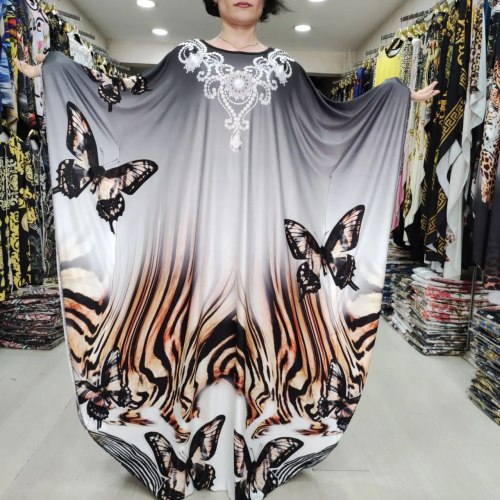 Платье больших размеров с африканским поп-принтом и рукавами «летучая мышь»
