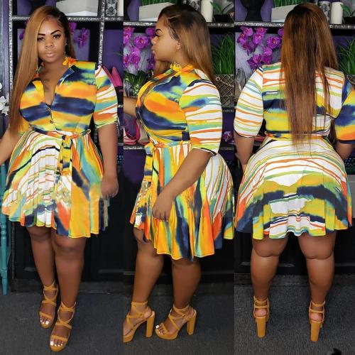 Vestido estampado de rayas multicolor de manga larga irregular para mujer de talla grande