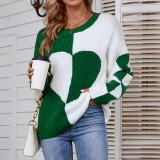 Women Round Neck Colorblock Heart Print Knitting Sweater