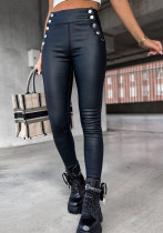 Pantaloni in pelle sintetica a vita alta con fibbia in metallo nero da donna