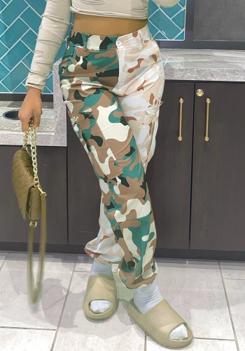 Pantalones casuales con bolsillo de camuflaje color block para mujer