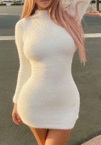 Mini vestido de mujer de manga larga con cuello redondo y color sólido elegante para mujer