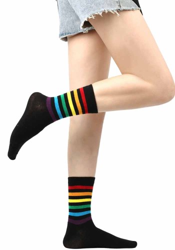 Calcetines atléticos casuales de arcoíris para mujer