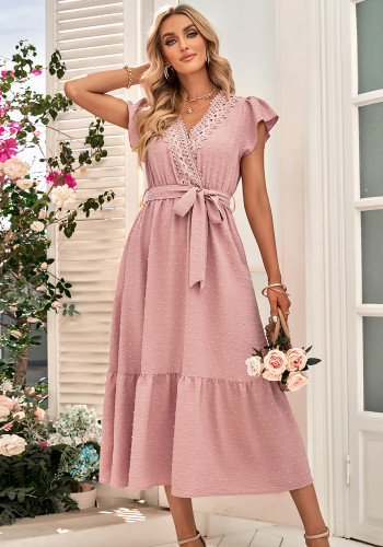 Kadın ilkbahar ve yaz düz renk dantel v yaka elbise