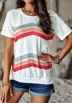 Camiseta de manga corta con cuello redondo y rayas arcoíris para mujer