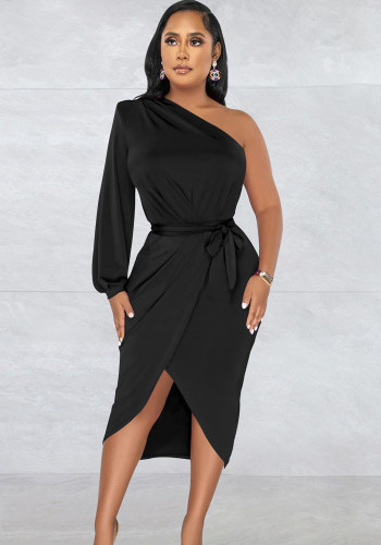 Kadın Modası Düz ​​Renk Tek Uzun Kollu Slash Omuz Maxi Elbise