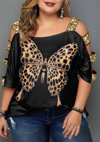 Camiseta feminina tamanho grande com recorte no ombro e lantejoulas