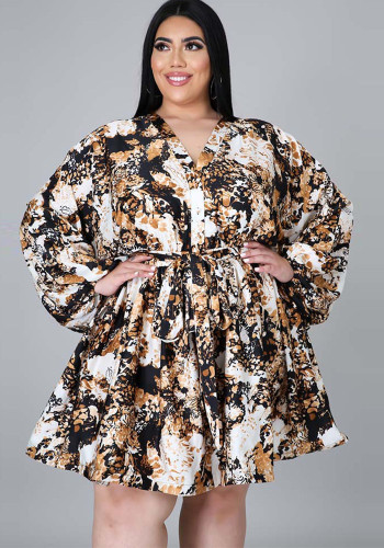 Robe taille haute ample à col en V imprimée à la mode pour femmes de grande taille