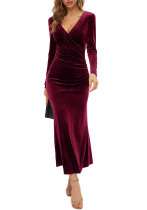 Элегантное вечернее платье русалки с V-образным вырезом и тонким бархатным платьем