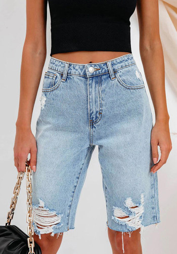 Short jeans feminino rasgado com stretch de verão