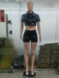 Damen-Lederbrust mit geknöpfter Taille, Kurzarm-Hemd-Shorts-Set aus Kunstleder