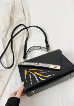 Trendy Solid Color Umhängetasche Fashion Square Bag Elegante Tasche für Frauen