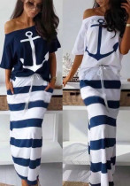 Conjunto de dos piezas de falda con estampado de rayas azul marino para mujer