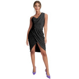 Frauen ärmelloses One-Shoulder-reizvolles Schlitzkleid
