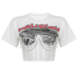 Kurzkettiges T-Shirt mit unregelmäßigem Mesh-Patchwork-Buchstabendruck für Sommermode