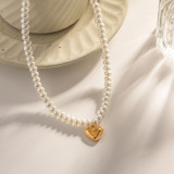 El collar con colgante de amor de perla chapado en oro de 18 quilates de tendencia europea y americana neta estilo ins no se desvanece