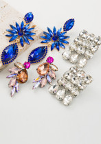 Pendientes de borla de aleación de diamantes Pendientes de gama alta elegantes de lujo ligeros para mujer