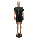 Conjunto casual de camiseta y pantalones cortos con mangas de murciélago y estampado de letras para mujer