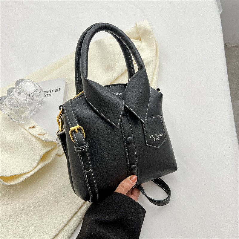 2023 Korean Bag New Women's Chain Handbag D Style Fashion Small Square  Shoulder Bags Women Famous Brands Leather Handbags - AliExpress