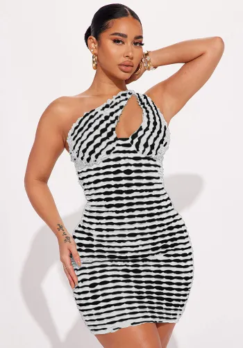 Ladies Sexy Fashion Slash Shoulder Cutout Dress